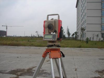 全站儀 total station